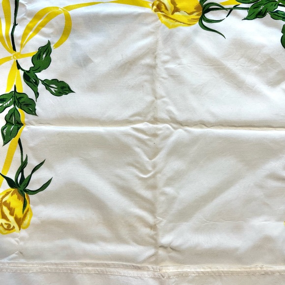 Vintage Tablecloth - Picture 7 of 9